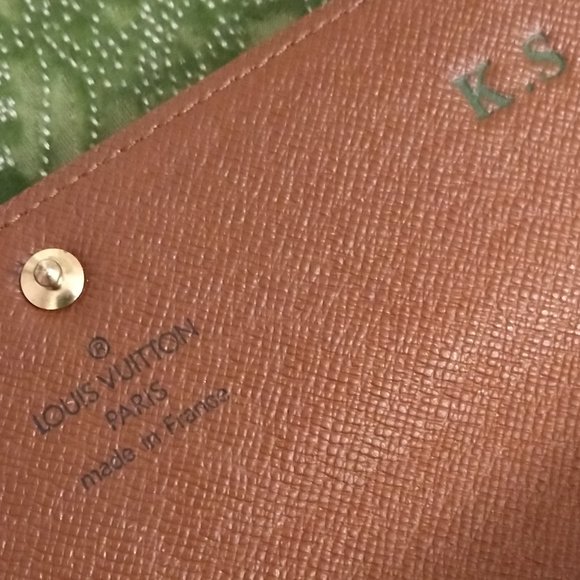 Louis Vuitton Sarah Monogram Wallet - Picture 9 of 16